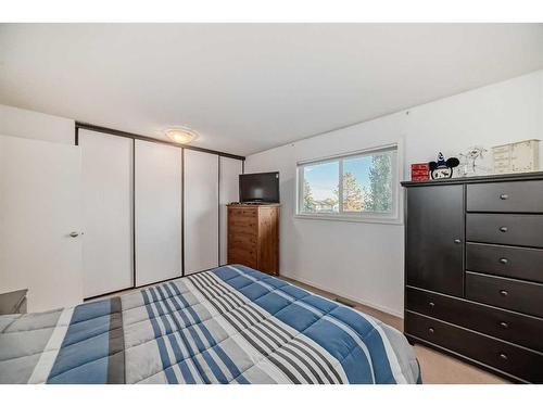 182 Falton Way Ne, Calgary, AB - Indoor Photo Showing Bedroom