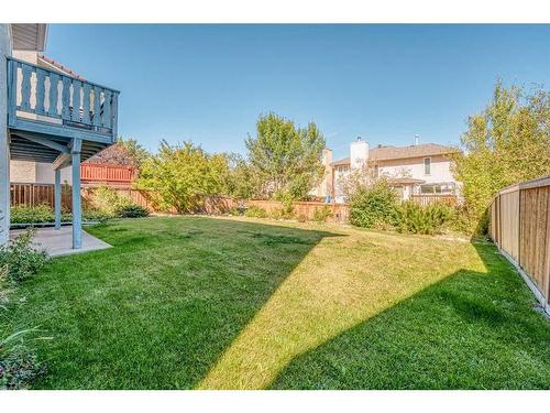 97 Edgebrook Road Nw, Calgary, AB - Outdoor With Backyard