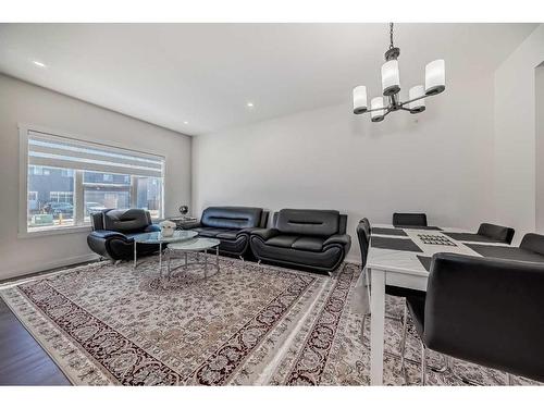 208 Homestead Drive Ne, Calgary, AB - Indoor