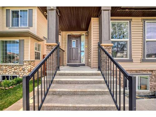 120 Saddlebrook Circle Ne, Calgary, AB - Outdoor