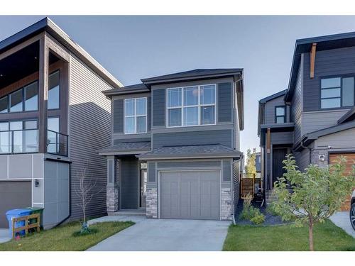 20 Rowley Terrace Nw, Calgary, AB - Outdoor With Facade