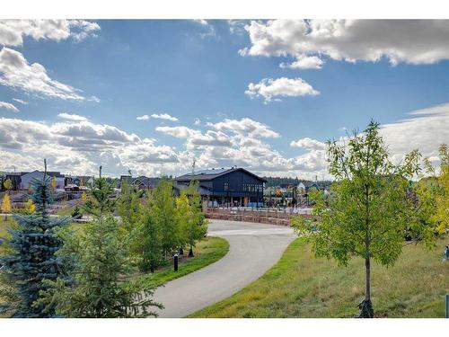 20 Rowley Terrace Nw, Calgary, AB - Outdoor With View