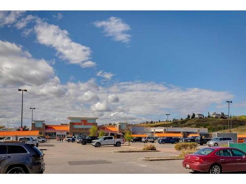 20 Rowley Terrace Nw, Calgary, AB - Outdoor With View