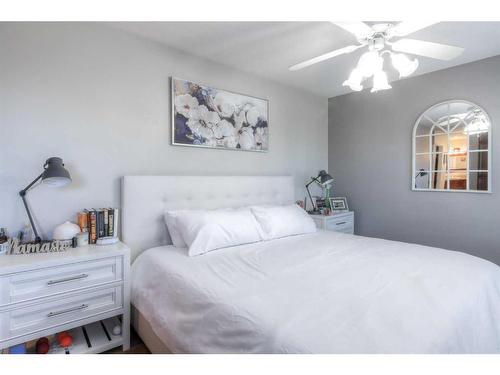 355 Mt Sparrowhawk Place Se, Calgary, AB - Indoor Photo Showing Bedroom