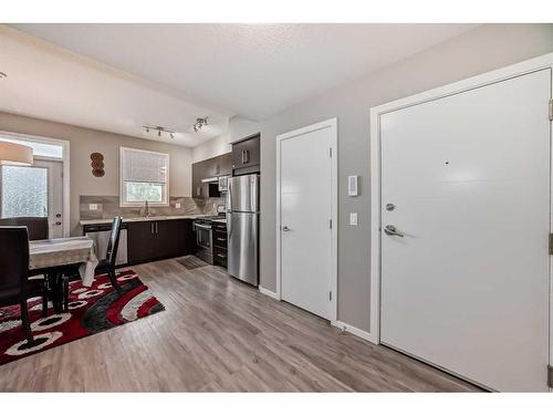 202-515 Redstone Walk Ne, Calgary, AB - Indoor