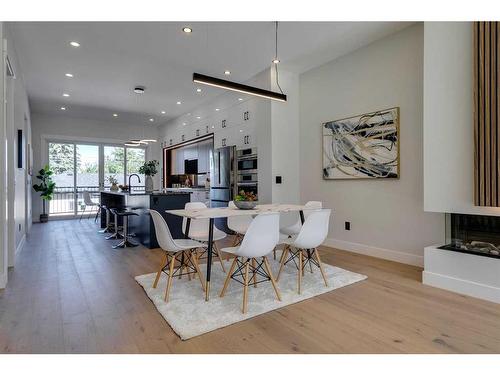 2432 26 Avenue Nw, Calgary, AB - Indoor Photo Showing Dining Room