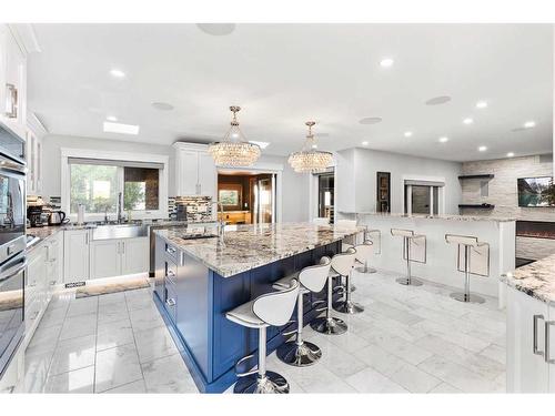 243 East Chestermere Drive, Chestermere, AB - Indoor Photo Showing Kitchen With Upgraded Kitchen