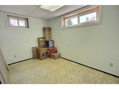 4801 45 Street, St. Paul, AB - Indoor Photo Showing Other Room