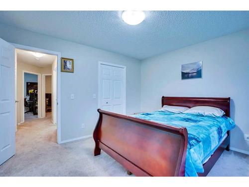 61 Redstone Villas Ne, Calgary, AB - Indoor Photo Showing Bedroom