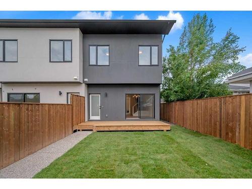 224 33 Avenue Ne, Calgary, AB - Outdoor With Deck Patio Veranda With Exterior