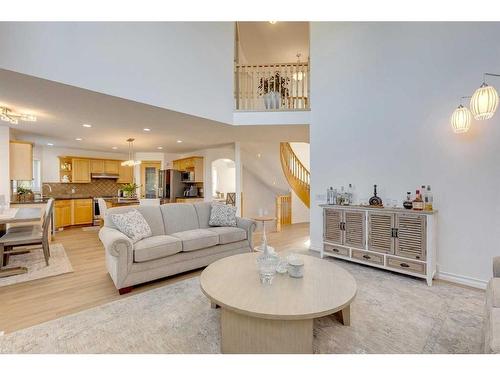 9 Cranwell Place Se, Calgary, AB - Indoor Photo Showing Living Room