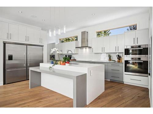 2603 14 Avenue Nw, Calgary, AB - Indoor Photo Showing Kitchen With Upgraded Kitchen