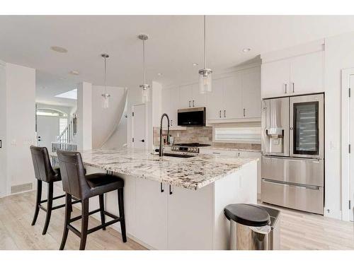 2045 49 Avenue Sw, Calgary, AB - Indoor Photo Showing Kitchen With Upgraded Kitchen