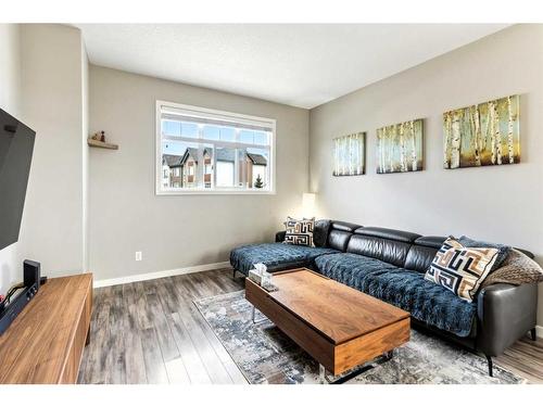 72 Copperstone Common Se, Calgary, AB - Indoor Photo Showing Living Room