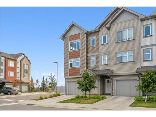 72 Copperstone Common Se, Calgary, AB - Outdoor With Facade