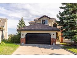 35 Edgeridge Court NW Calgary, AB T3A 4N9