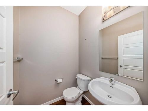 223 Panatella Walk Nw, Calgary, AB - Indoor Photo Showing Bathroom