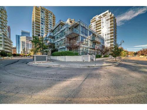 112-51 Waterfront Mews Sw, Calgary, AB - Outdoor With Facade