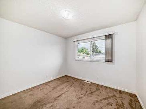 5020 Maryvale Drive Ne, Calgary, AB - Indoor Photo Showing Other Room