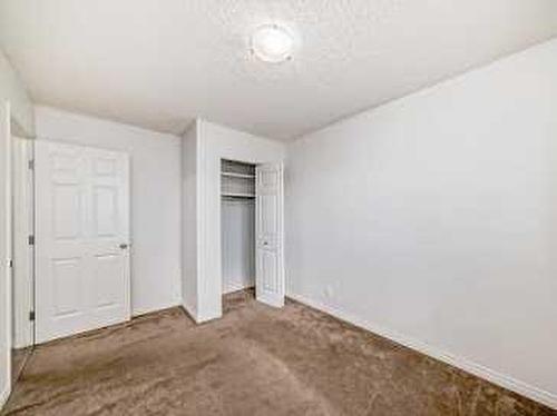 5020 Maryvale Drive Ne, Calgary, AB - Indoor Photo Showing Other Room