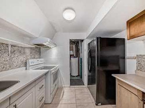 5020 Maryvale Drive Ne, Calgary, AB - Indoor Photo Showing Kitchen