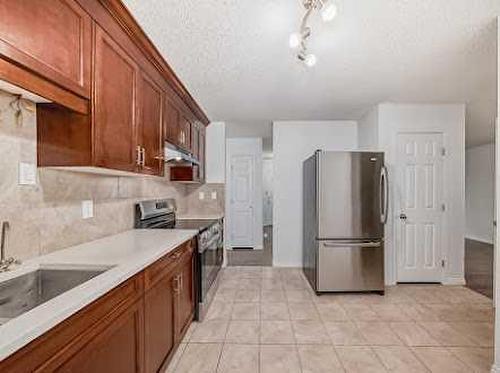 5020 Maryvale Drive Ne, Calgary, AB - Indoor Photo Showing Kitchen