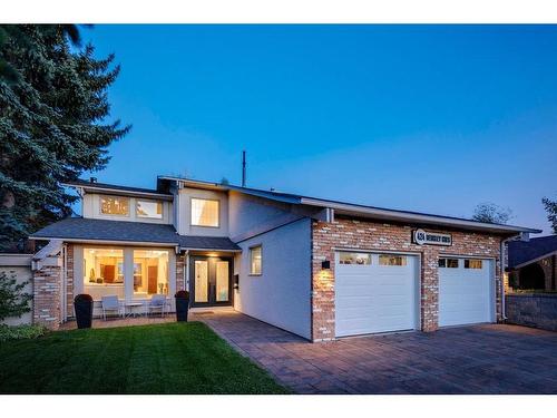 424 Berkley Crescent Nw, Calgary, AB - Outdoor With Deck Patio Veranda