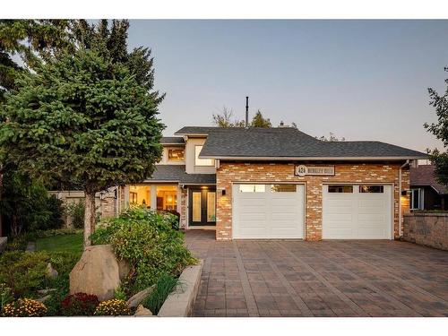 424 Berkley Crescent Nw, Calgary, AB - Outdoor