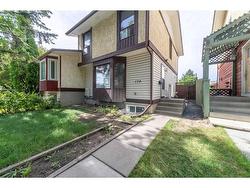 174 Templehill Drive NE Calgary, AB T1Y 4M2