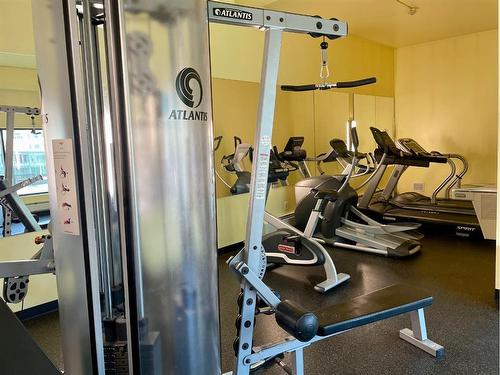 810-221 6 Avenue Se, Calgary, AB - Indoor Photo Showing Gym Room