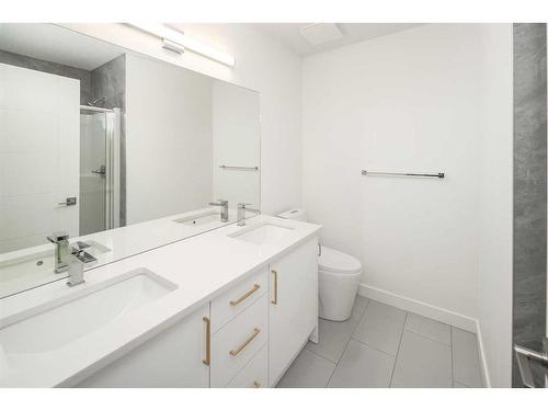 340 Sage Hill Circle Nw, Calgary, AB - Indoor Photo Showing Bathroom