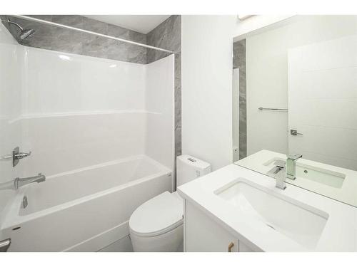 340 Sage Hill Circle Nw, Calgary, AB - Indoor Photo Showing Bathroom