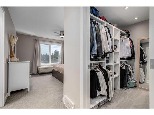 2-2426 24A Street Sw, Calgary, AB - Indoor With Storage