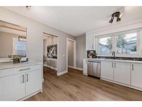 352 Queensland Drive Se, Calgary, AB - Indoor Photo Showing Kitchen