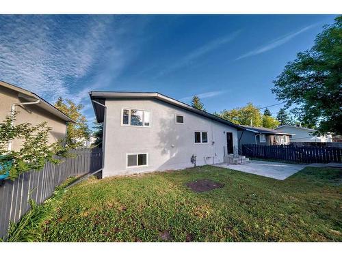 352 Queensland Drive Se, Calgary, AB - Outdoor