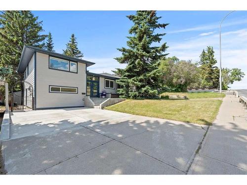 1123 14 Street Nw, Calgary, AB - Outdoor