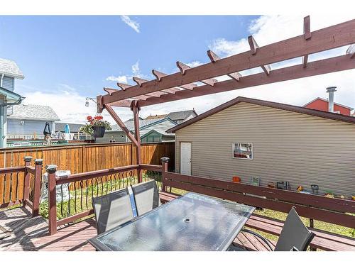 25 Saddlefield Crescent Ne, Calgary, AB - Outdoor With Deck Patio Veranda With Exterior