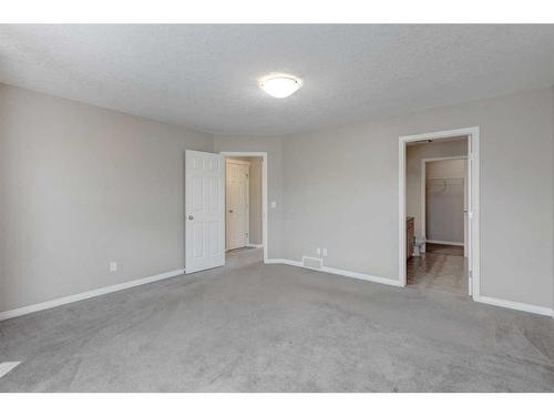 306 Rockyspring Circle Nw, Calgary, AB - Indoor Photo Showing Other Room