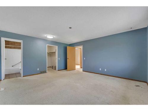 233081 Glenmore View Road, Rural Rocky View County, AB - Indoor Photo Showing Other Room