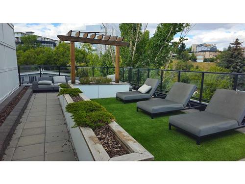 207-515 4 Avenue Ne, Calgary, AB - Outdoor With Deck Patio Veranda