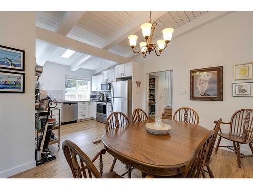 23 & 25 Creston Crescent Nw, Calgary, AB - Indoor Photo Showing Dining Room