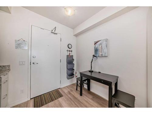 1507-450 8 Avenue Se, Calgary, AB - Indoor Photo Showing Other Room