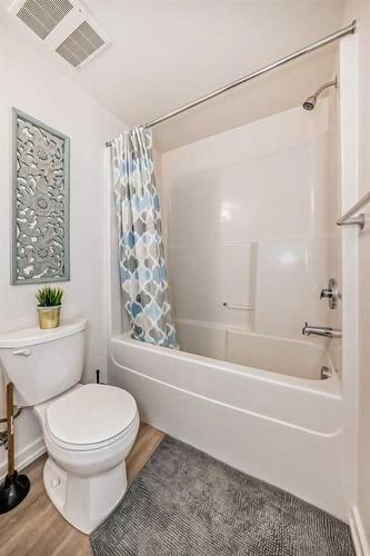 1507-450 8 Avenue Se, Calgary, AB - Indoor Photo Showing Bathroom