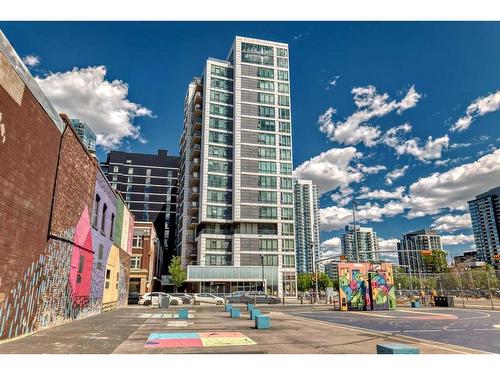 1507-450 8 Avenue Se, Calgary, AB - Outdoor