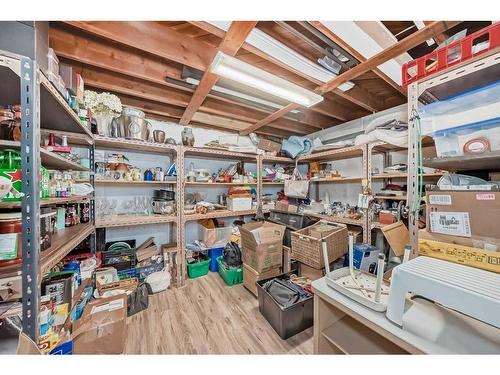 1336 / 1338 Rosehill Drive Nw, Calgary, AB - Indoor With Storage