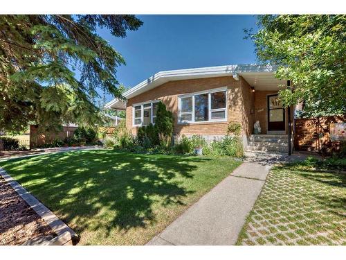 1336 / 1338 Rosehill Drive Nw, Calgary, AB - Outdoor