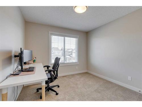 202 Auburn Sound Manor Se, Calgary, AB - Indoor Photo Showing Office