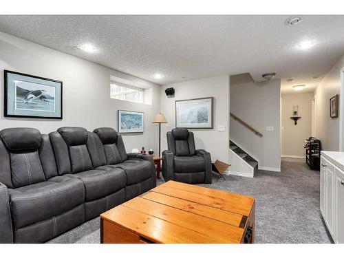 357 Wentworth Place Sw, Calgary, AB - Indoor Photo Showing Living Room