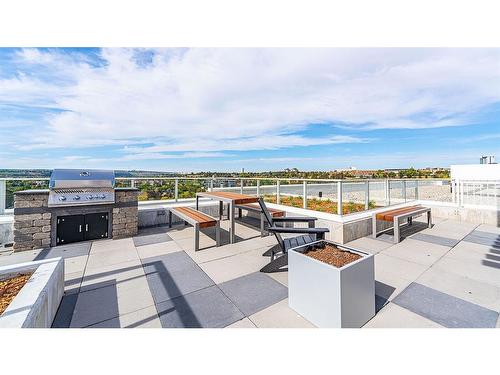 807-1107 Gladstone Road Nw, Calgary, AB - Outdoor With View