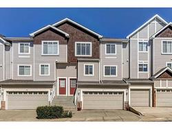 117 Hidden Creek Gardens NW Calgary, AB T3A 6J4